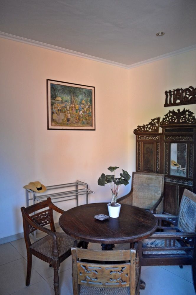 Yulia 2 Homestay Sanur Exterior foto